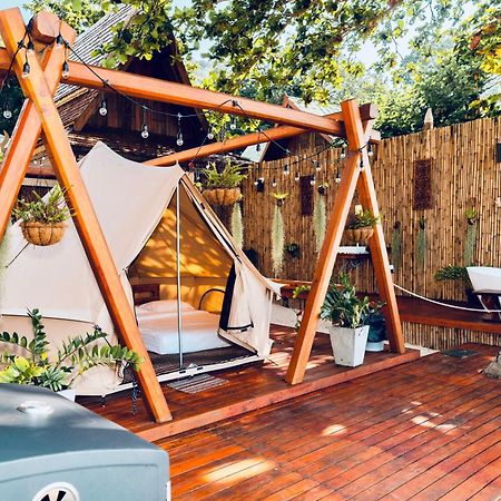 Natures Edge Beachfront Luxury Glamping Тао Екстер'єр фото